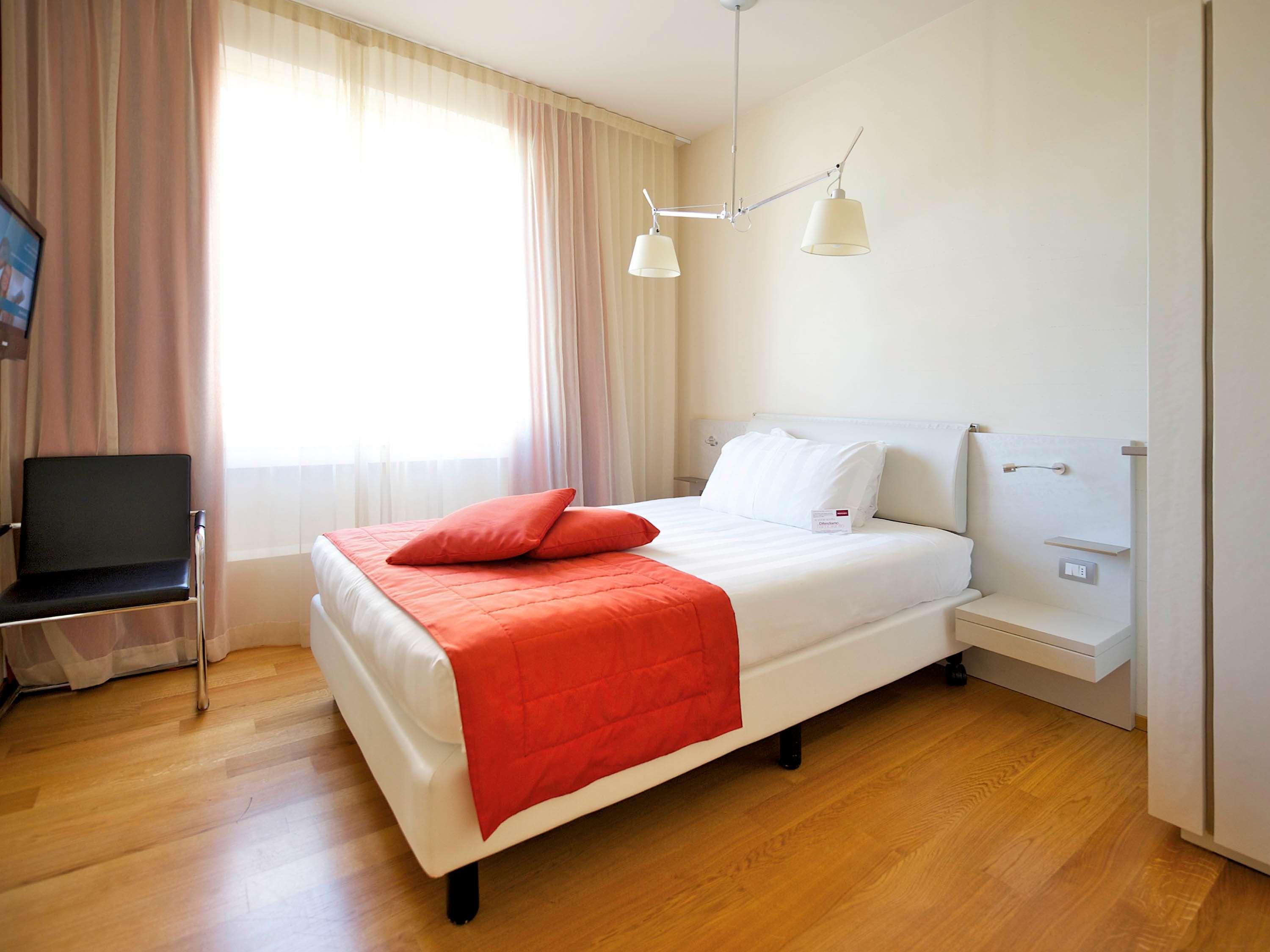 Hotel Mercure Milano Solari Eksteriør bilde