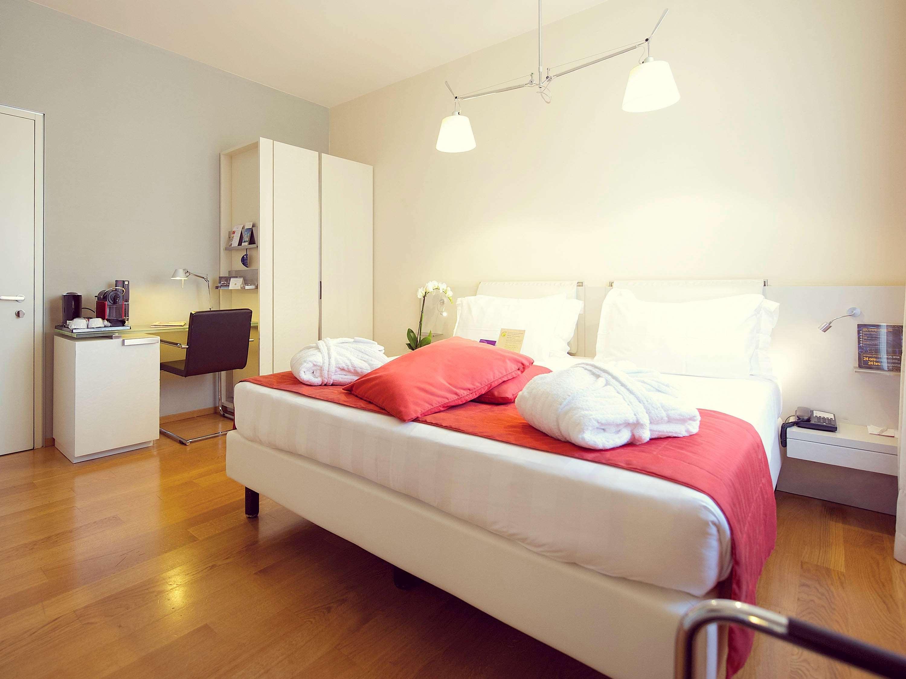 Hotel Mercure Milano Solari Eksteriør bilde