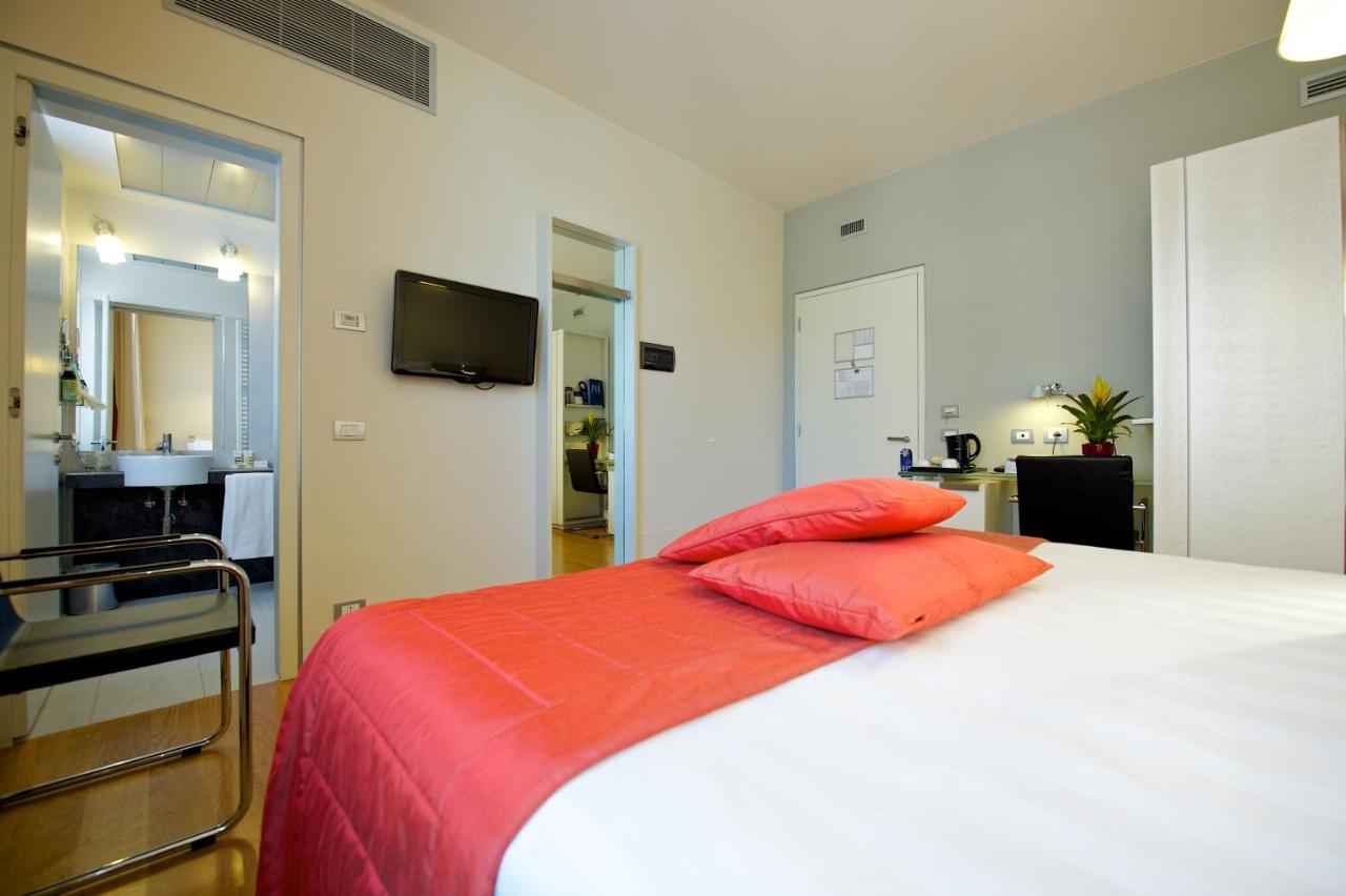 Hotel Mercure Milano Solari Eksteriør bilde