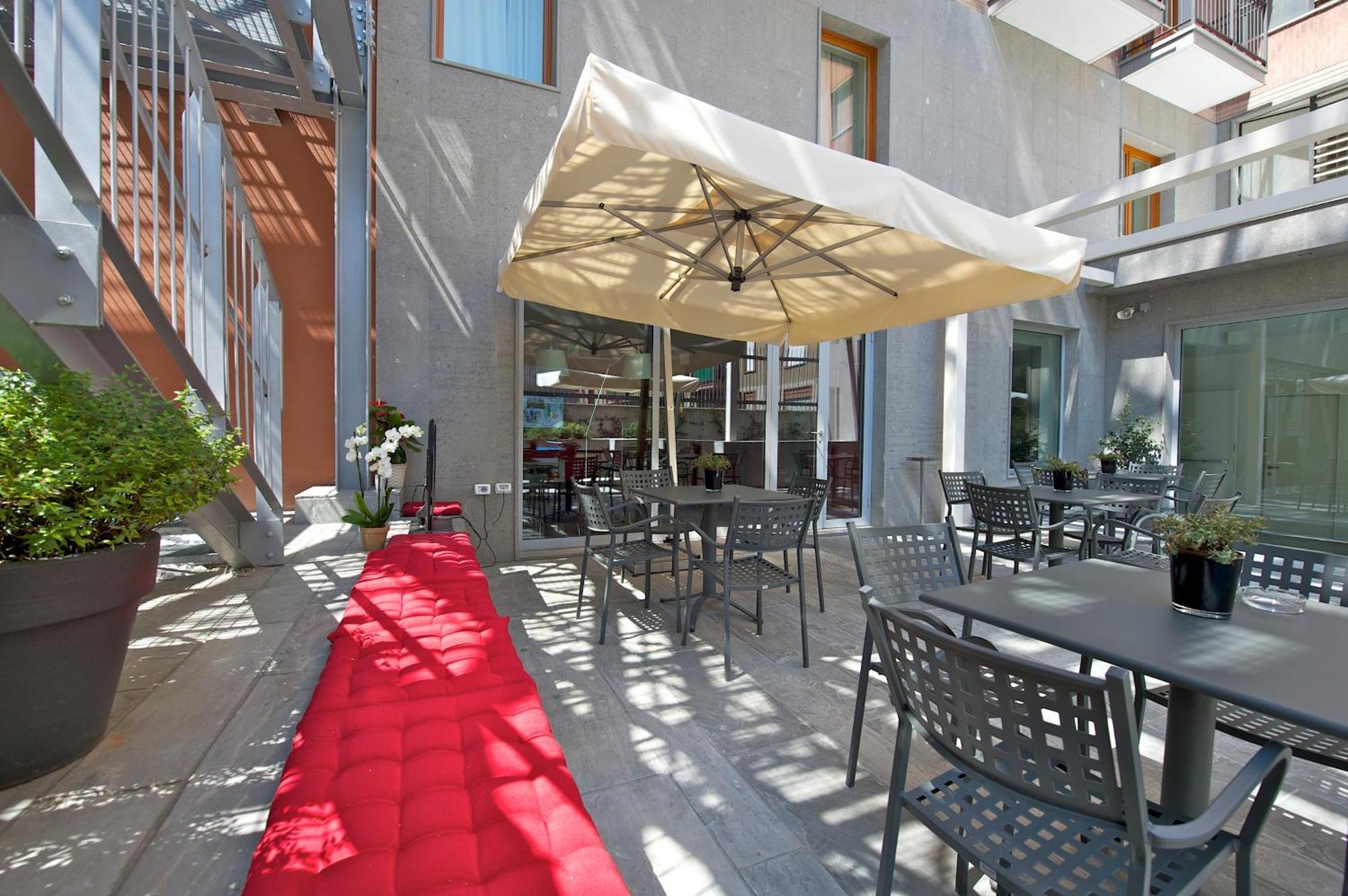 Hotel Mercure Milano Solari Restaurant bilde