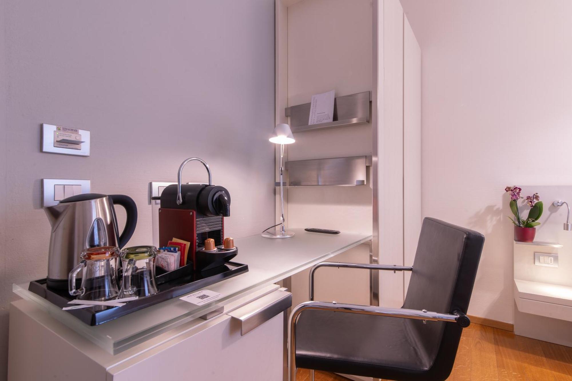 Hotel Mercure Milano Solari Eksteriør bilde