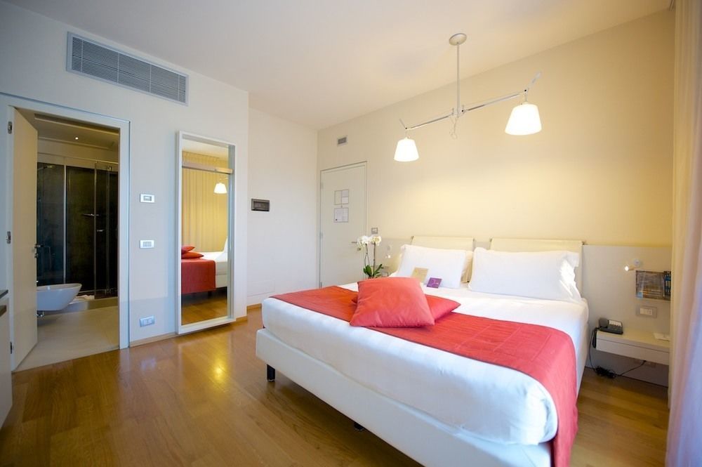 Hotel Mercure Milano Solari Eksteriør bilde