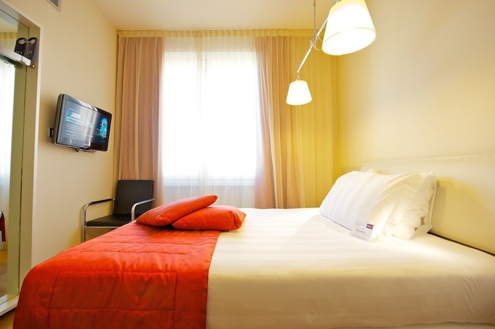 Hotel Mercure Milano Solari Eksteriør bilde
