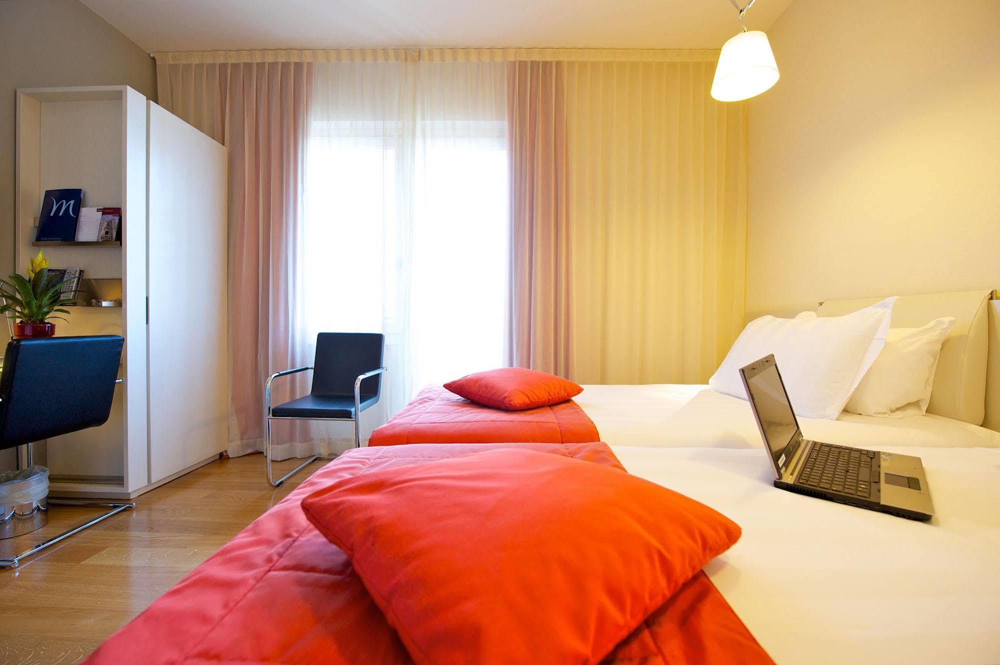 Hotel Mercure Milano Solari Eksteriør bilde
