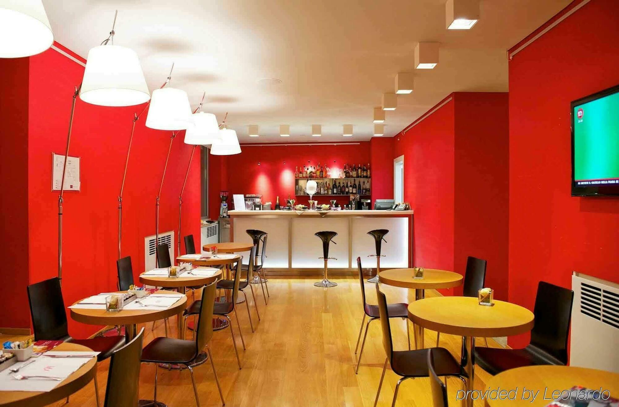 Hotel Mercure Milano Solari Restaurant bilde